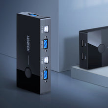 Заредете изображение във визуализатора на галерията – Ugreen 30357 KVM switch - black
