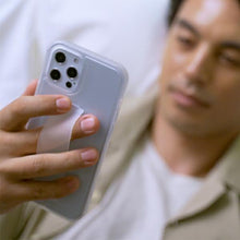 Заредете изображение във визуализатора на галерията – UNIQ etui Heldro iPhone 12 Pro Max 6,7" biały/natural frost Antimicrobial - TopMag
