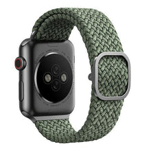 Заредете изображение във визуализатора на галерията – Uniq strap Aspen Apple Watch 44/42 / 45mm Series 4/5/6/7/8 / SE / SE2 Braided green / cypress green - TopMag
