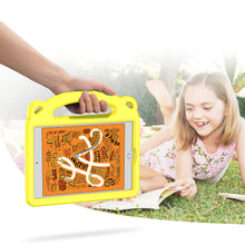 Заредете изображение във визуализатора на галерията – Dux Ducis Panda kids safe soft tablet case for iPad mini 5 / 4 / 3 / 2 / 1 with a holder for stylus pen yellow - TopMag

