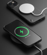 Заредете изображение във визуализатора на галерията – Ringke Onyx Durable TPU Case Cover for iPhone 13 Pro black (N551E55) - TopMag
