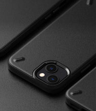 Заредете изображение във визуализатора на галерията – Ringke Onyx Durable TPU Case Cover for iPhone 13 black (N546E55) - TopMag
