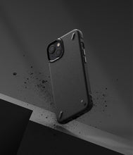 Заредете изображение във визуализатора на галерията – Ringke Onyx Durable TPU Case Cover for iPhone 13 black (N546E55) - TopMag
