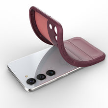 Заредете изображение във визуализатора на галерията – Magic Shield Case for Samsung Galaxy S23 flexible armored cover burgundy
