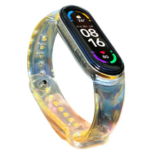 Заредете изображение във визуализатора на галерията – Replacment silicone band strap for Xiaomi Mi Band 6 / 5 yellow - TopMag
