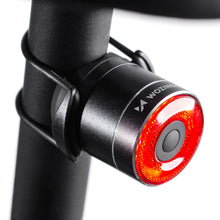 Заредете изображение във визуализатора на галерията – Wozinsky WRBLB3 USB-C LED rear bicycle light red light STOP sensor - black
