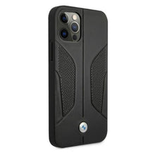 Заредете изображение във визуализатора на галерията – Etui BMW BMHCP12MRSCSK iPhone 12/12 Pro 6,1" czarny/black hardcase Leather Perforate Sides - TopMag
