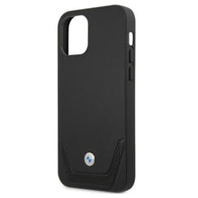 Заредете изображение във визуализатора на галерията – Etui BMW BMHCP12MRSWPK iPhone 12/12 Pro 6,1" czarny/black hardcase Leather Perforate - TopMag
