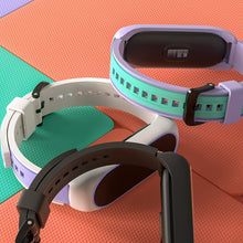 Заредете изображение във визуализатора на галерията – Strap Dual Color replacement band strap for Xiaomi Mi Band 6 / 5 / 4 / 3 white-purple - TopMag
