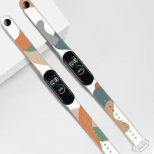 Заредете изображение във визуализатора на галерията – Strap Moro Wristband for Xiaomi Mi Band 4 / Mi Band 3 Silicone Strap Camo Watch Bracelet (2) - TopMag
