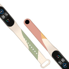 Заредете изображение във визуализатора на галерията – Strap Moro Wristband for Xiaomi Mi Band 6 / Mi Band 5 Silicone Strap Camo Watch Bracelet (5) - TopMag
