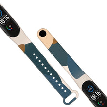 Заредете изображение във визуализатора на галерията – Strap Moro Wristband for Xiaomi Mi Band 6 / Mi Band 5 Silicone Strap Camo Watch Bracelet (9) - TopMag
