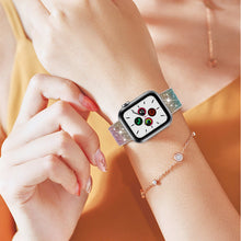 Заредете изображение във визуализатора на галерията – Kingxbar Chameleon Band Strap Watch Bracelet 6 / SE / 5/4/3/2 (40mm / 38mm) Silicone Strap Crystal Band Gold - TopMag
