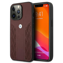 Заредете изображение във визуализатора на галерията – Etui BMW BMHCP13LRSPPR iPhone 13 Pro/13 6,1" czerwony/red hardcase Leather Curve Perforate - TopMag

