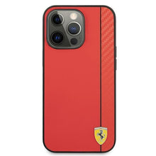 Заредете изображение във визуализатора на галерията – Ferrari FESAXHCP13XRE iPhone 13 Pro Max 6,7" czerwony/red hardcase On Track Carbon Stripe - TopMag
