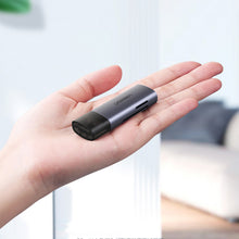 Заредете изображение във визуализатора на галерията – Ugreen multifunction SD / TF memory card reader USB 3.0 gray (CM216)
