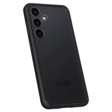 Заредете изображение във визуализатора на галерията – Spigen Ultra Hybrid case for Samsung Galaxy S24 - transparent and black
