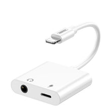 Заредете изображение във визуализатора на галерията – Remax Remine Series adapter Lightning - 3.5mm mini jack + Lightning white (RL-LA12) - TopMag
