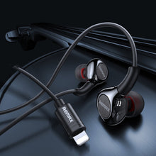 Заредете изображение във визуализатора на галерията – Remax wired metal in-ear headphones with volume remote control Lightning 1.2m silver (RM-655is) - TopMag

