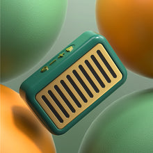 Заредете изображение във визуализатора на галерията – Dudao Y13s Retro Portable Wireless Bluetooth 5.0 Speaker Green (Y13s-green) - TopMag
