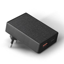 Заредете изображение във визуализатора на галерията – UNIQ Ład. siec. Votre Slim Duo 20W USB-C + USB-A czarny/charcoal black - TopMag
