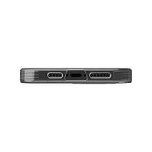 Заредете изображение във визуализатора на галерията – UNIQ etui Air Fender iPhone 13 6,1" szary/smoked grey - TopMag
