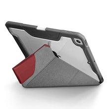 Заредете изображение във визуализатора на галерията – UNIQ etui Trexa iPad 10.2" 2021/2020/ 2019 Antimicrobial czerwony/red - TopMag
