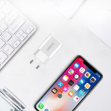 Заредете изображение във визуализатора на галерията – Choetech dual-port charger 2 x USB-A 10W 2A white (C0030) - TopMag
