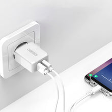 Заредете изображение във визуализатора на галерията – Choetech dual-port charger 2 x USB-A 10W 2A white (C0030) - TopMag
