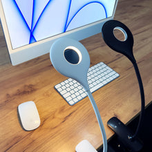 Заредете изображение във визуализатора на галерията – Wireless LED reading lamp with clip + white micro USB cable - TopMag
