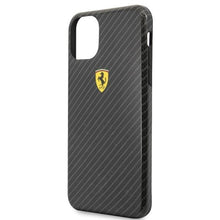 Заредете изображение във визуализатора на галерията – Ferrari Hardcase FESPCHCN65CBBK iPhone 11 Pro Max black/black On Track Carbon Effect
