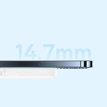 Заредете изображение във визуализатора на галерията – Power bank baseus with wireless charging support magsafe 15w- 6 000mah pd60w white ppcx020002 - TopMag
