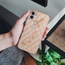 Заредете изображение във визуализатора на галерията – Trend гръб за iphone 12 pink
