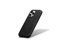 Заредете изображение във визуализатора на галерията – iPhone 15 Pro iCarer Oil Wax Premium Leather MagSafe Compatible Leather Case - Black

