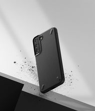 Заредете изображение във визуализатора на галерията – Ringke Onyx case for Samsung Galaxy S23 black
