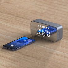 Заредете изображение във визуализатора на галерията – Dudao Y17 Bluetooth watch / speaker - silver
