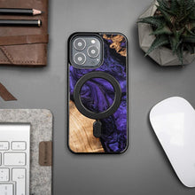 Заредете изображение във визуализатора на галерията – Wood and Resin Case for iPhone 13 Pro MagSafe Bewood Unique Violet - Purple and Black
