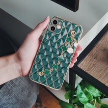 Заредете изображение във визуализатора на галерията – TREND Case for IPHONE 6 / 7 / 8 / SE 2020 / SE 2022 green
