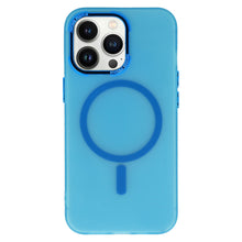 Заредете изображение във визуализатора на галерията – Magnetic Frosted Case for Iphone 12/12 Pro Blue
