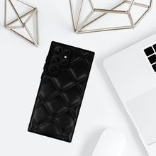 Заредете изображение във визуализатора на галерията – Leather 3D Case for Samsung Galaxy S22 Ultra design 3 black

