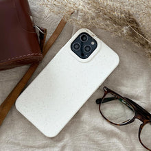 Заредете изображение във визуализатора на галерията – Eco Case Case for iPhone 13 Silicone Cover Phone Shell Black - TopMag
