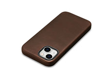 Заредете изображение във визуализатора на галерията – MagSafe-compatible leather case for iPhone 15 Plus iCarer Oil Wax Premium Leather - brown
