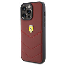 Заредете изображение във визуализатора на галерията – Original FERRARI hardcase Leather Stitched Lines FEHCP15XRDUR do Iphone 15 Pro Max Red
