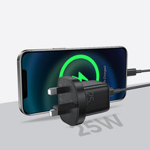 Заредете изображение във визуализатора на галерията – Joyroom Small Fast USB Type C PD Charger 25W UK Plug Black (L-P251) - TopMag
