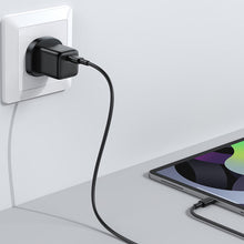 Заредете изображение във визуализатора на галерията – Joyroom Small Fast USB Type C PD Charger 25W UK Plug Black (L-P251) - TopMag
