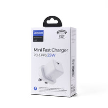 Заредете изображение във визуализатора на галерията – Joyroom Small Fast USB Type C PD Charger 25W UK Plug Black (L-P251) - TopMag
