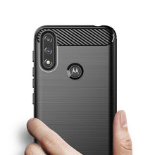 Заредете изображение във визуализатора на галерията – Carbon Case Flexible Cover Sleeve Motorola Moto E7i Power black - TopMag
