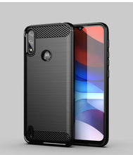 Заредете изображение във визуализатора на галерията – Carbon Case Flexible Cover Sleeve Motorola Moto E7i Power black - TopMag
