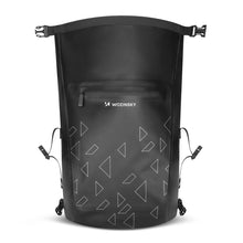 Заредете изображение във визуализатора на галерията – Wozinsky waterproof backpack for bicycle trunk bike bag 2in1 23l yellow (WBB31YE) - TopMag
