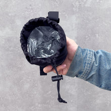 Заредете изображение във визуализатора на галерията – Wozinsky thermal water bottle bag 1l / bottle for bicycle or scooter black (WBB35BK) - TopMag
